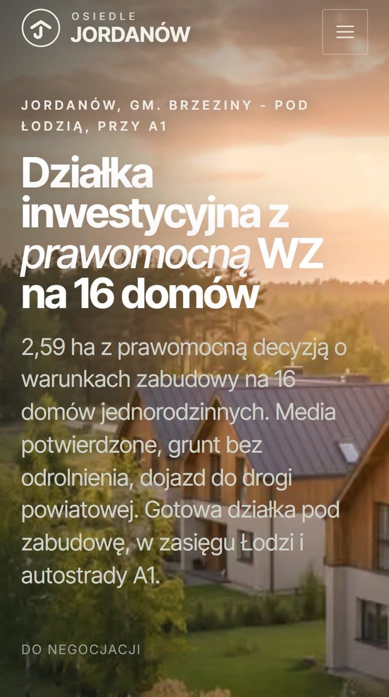 Ten sam ekran na telefonie: logotyp i przycisk menu, nagłówek złożony na cztery wiersze i pod nim opis działki.